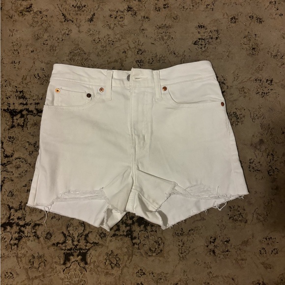 White High Rise Levi Shorts, W 27 - Picture 2 of 2